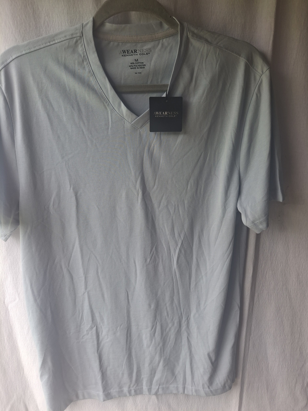 Kenneth Cole Light Gray V-Neck Short Sleeve Tee